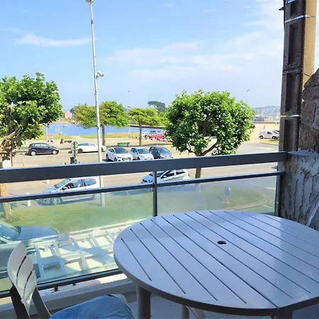 Vue Avec Wifi, Parking, Au Port De De - Ref 848 Appartement