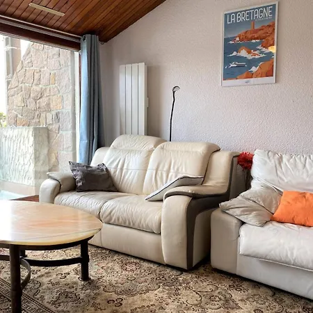 Vue Avec Wifi, Parking, Au Port De De - Ref 848 *