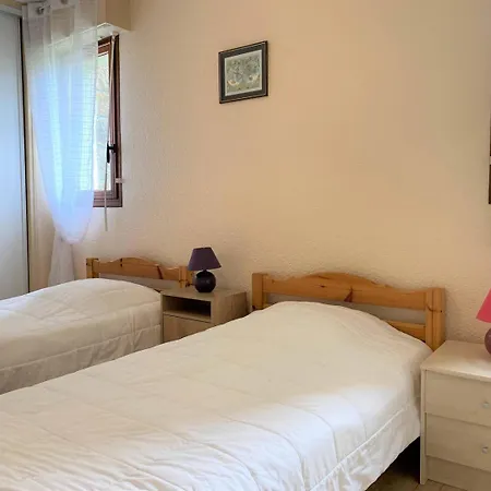 Vue Avec Wifi, Parking, Au Port De De - Ref 848 * Perros-Guirec