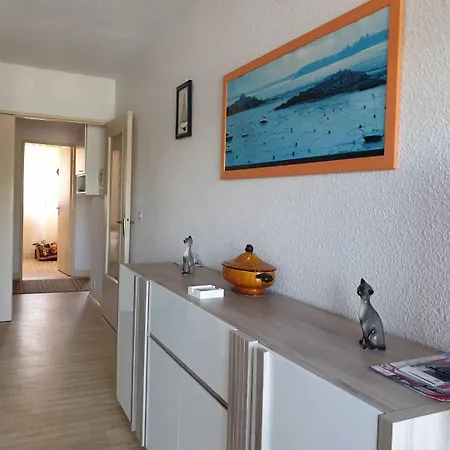 Vue Avec Wifi, Parking, Au Port De De - Ref 848 Perros-Guirec